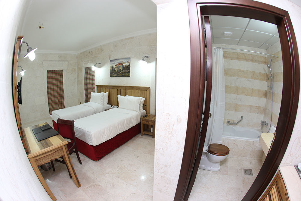 Assaha Ghobeiry Hotel Beirut Exterior foto
